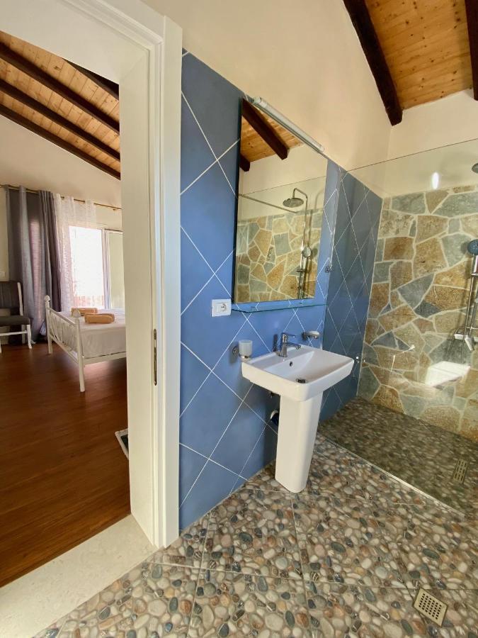 הוילה סרנדה Tani'S House מראה חיצוני תמונה