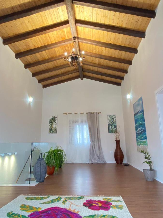 הוילה סרנדה Tani'S House מראה חיצוני תמונה
