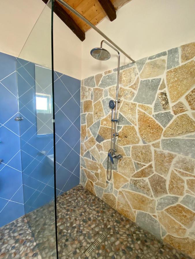 הוילה סרנדה Tani'S House מראה חיצוני תמונה