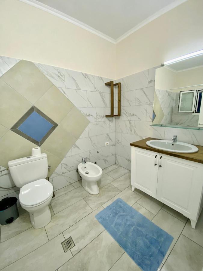 הוילה סרנדה Tani'S House מראה חיצוני תמונה