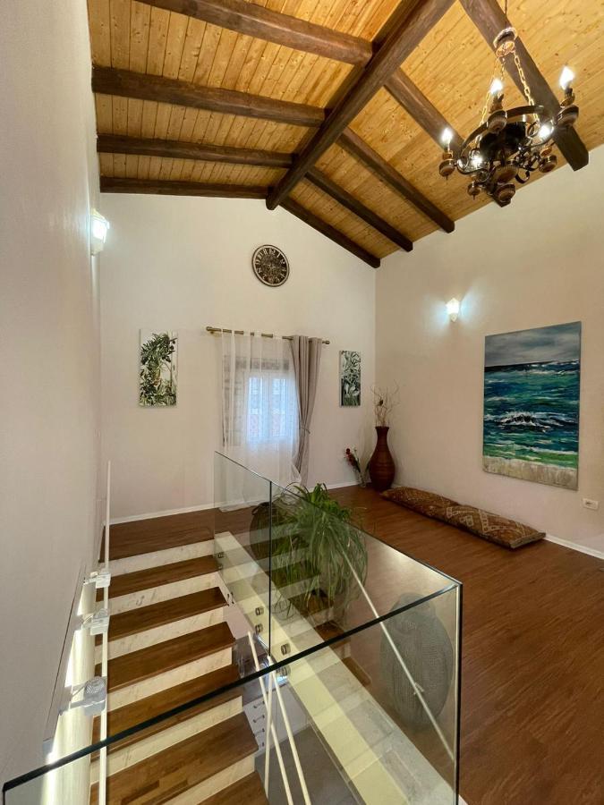 הוילה סרנדה Tani'S House מראה חיצוני תמונה